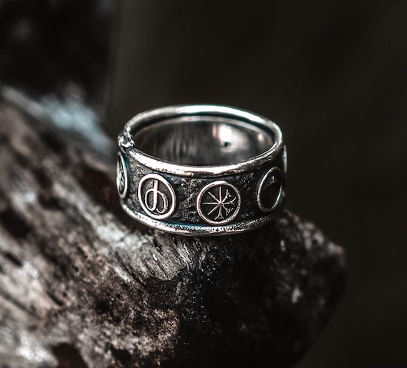 Shiang Jewelry and Pinny Lane